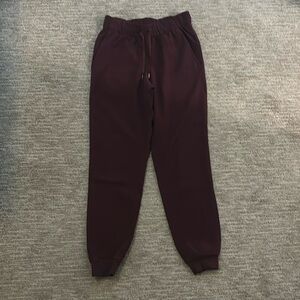 Lulu lemon size 4 jogger
